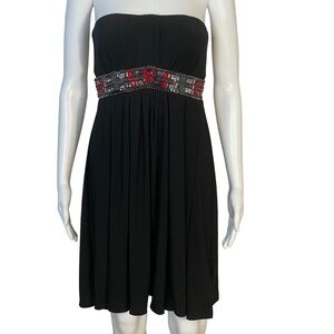 White House Black Market Black Strapless Beaded Waist Stretch Holiday Dress Sz 2